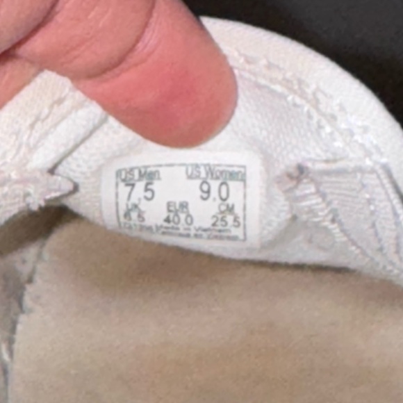 Checkered vans - Picture 5 of 6